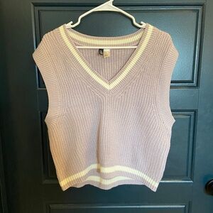 Women's Cropped Vest - M